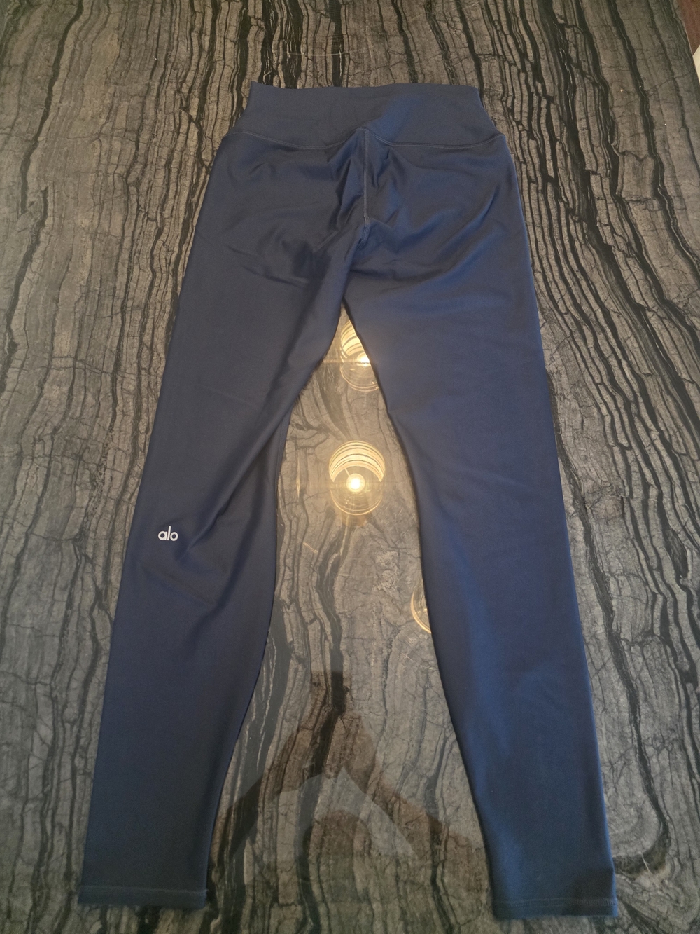 ALO Yoga Navy 28" Large Leggings Pristine Condition